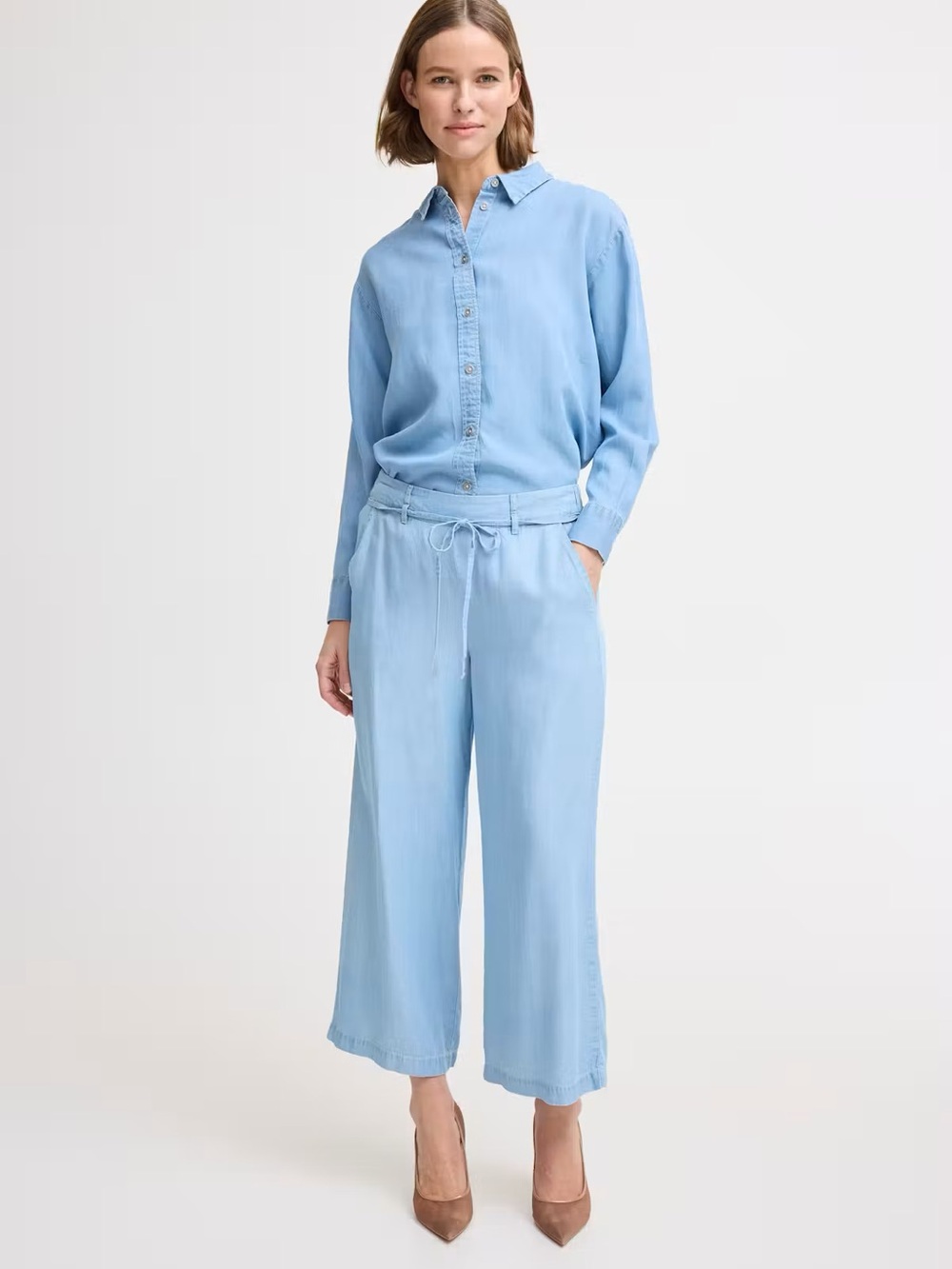 Relaxed Light Blue Wide-Leg Drawstring Pants